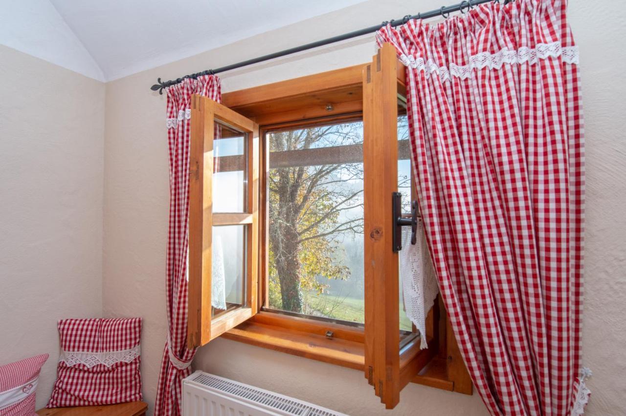 Troadkasten - Ferienhaus Am Bio-Bergbauernhof Aflenz Kurort エクステリア 写真